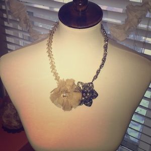 ANTHROPOLOGIE | Tulle and Metal Flower Necklace